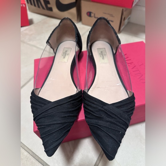 Valentino Garavani Flats size 38 - Picture 1 of 5